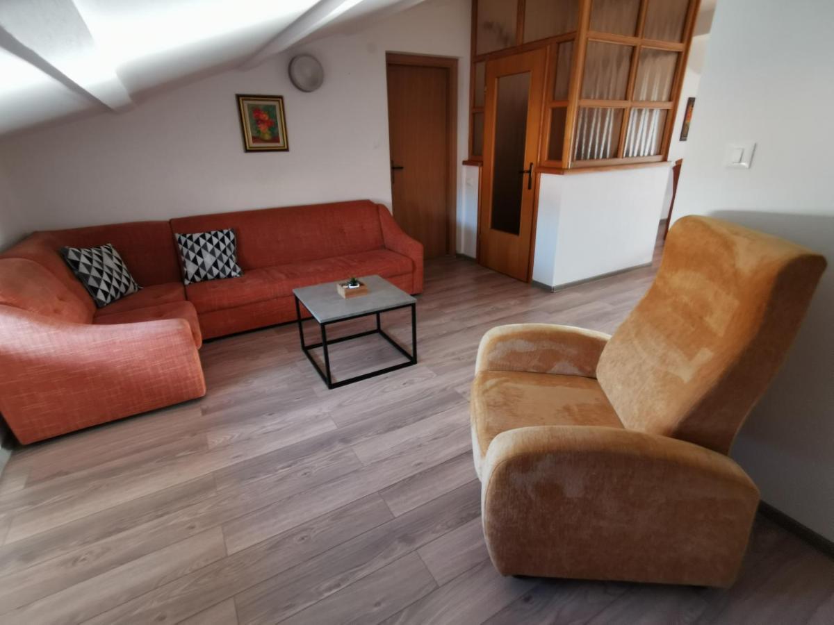 Apartments Divina روفينج المظهر الخارجي الصورة